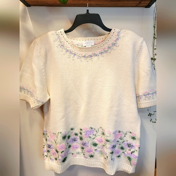 Floral Sweater Tee L - Picture 1 of 11